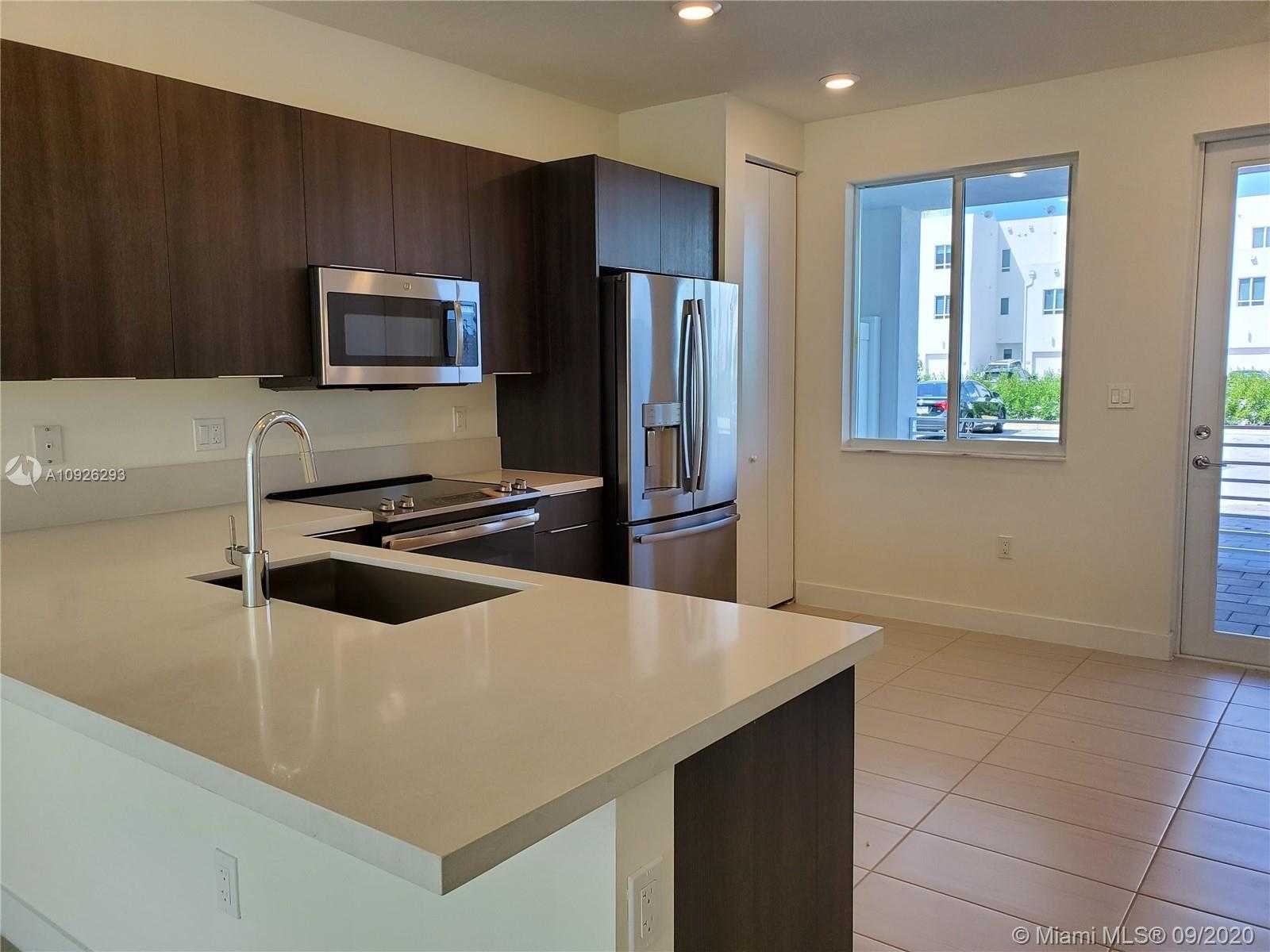 Small Image of 6416 NORTH WEST 102ND CT #106, Doral Number 4