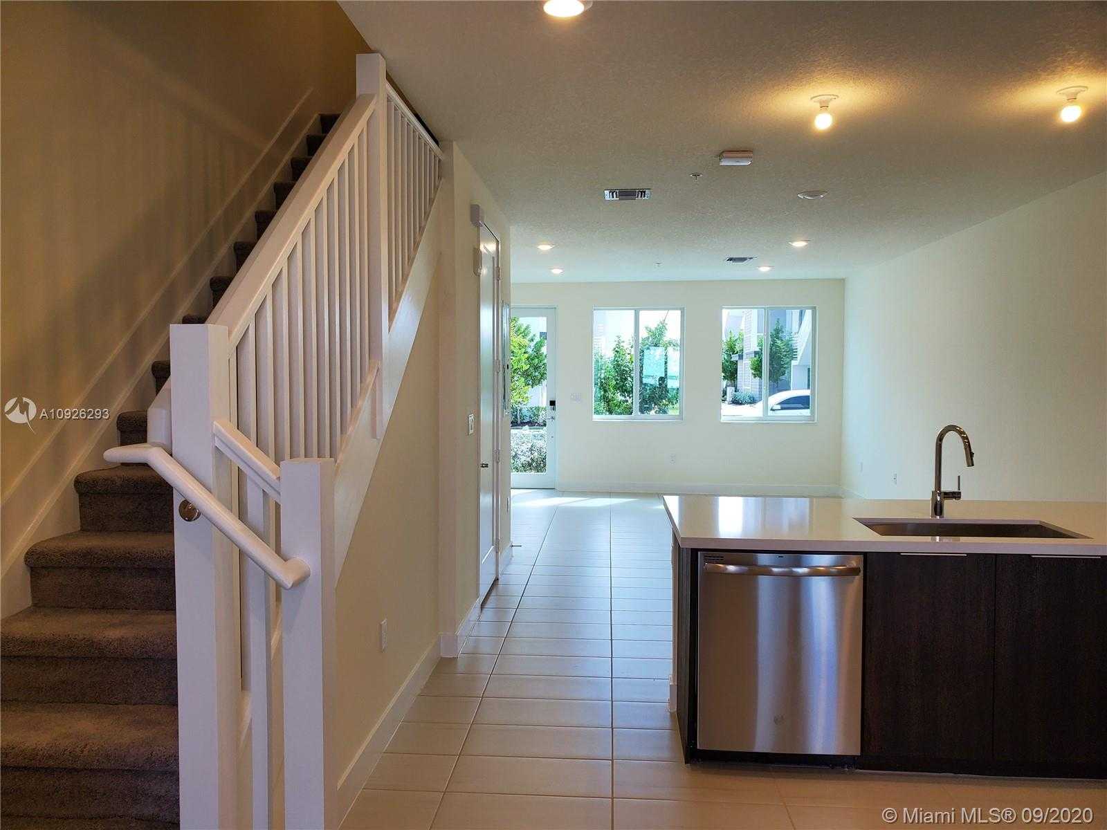 Small Image of 6416 NORTH WEST 102ND CT #106, Doral Number 7