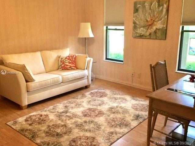Small Image of 13807 WHISPERING LAKES LN, Palm Beach Gardens Number 5