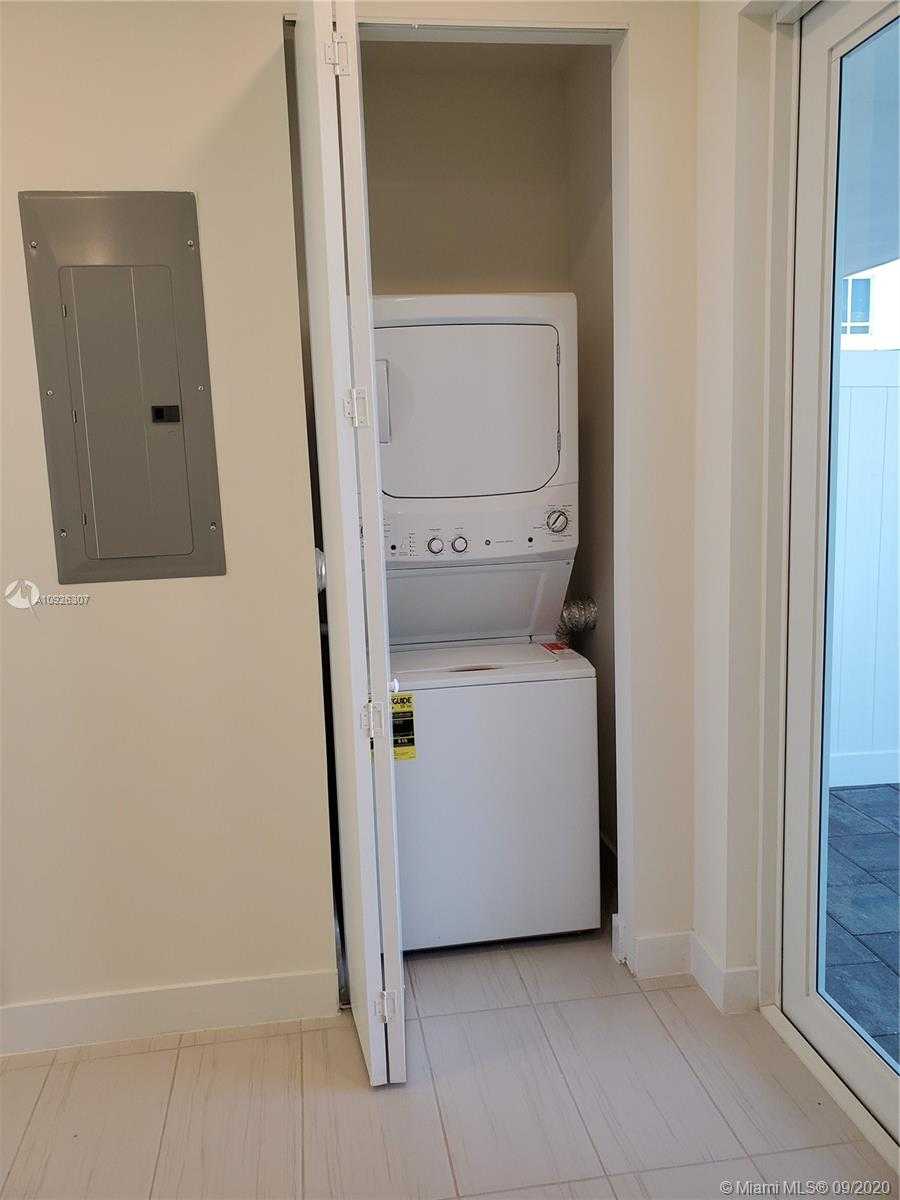 Small Image of 6416 NORTH WEST 102ND CT #103, Doral Number 16