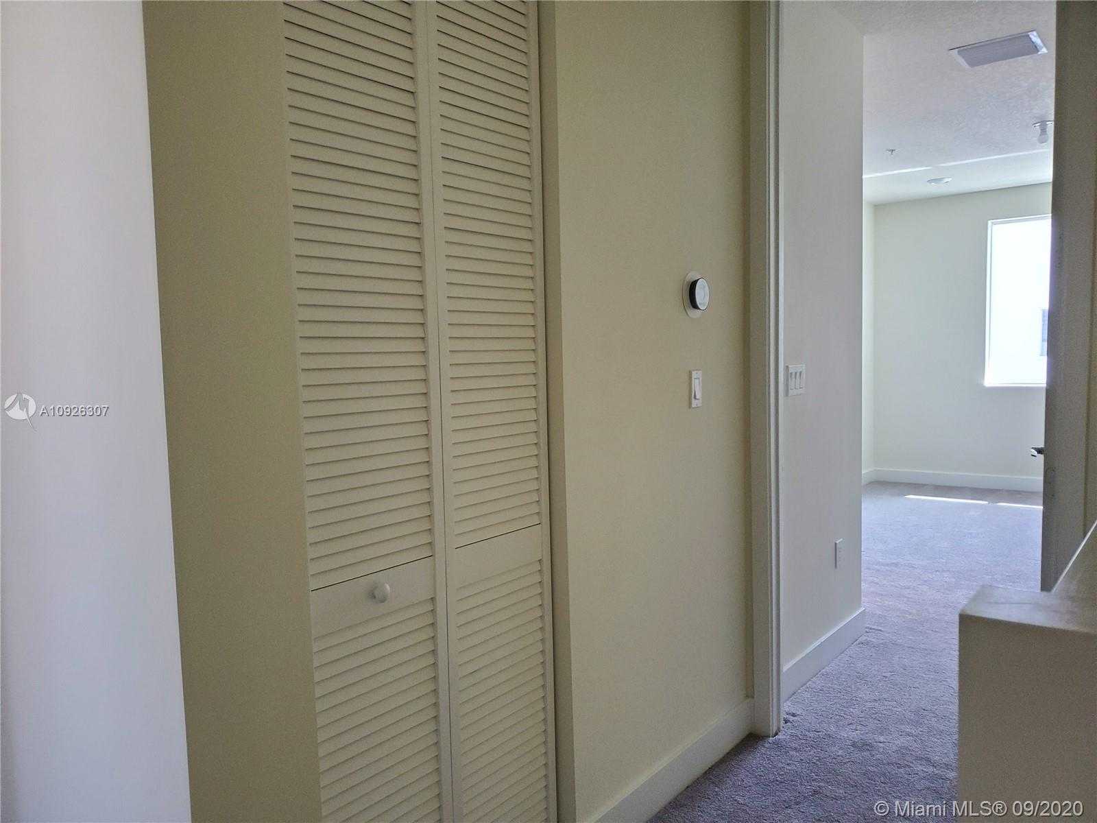 Small Image of 6416 NORTH WEST 102ND CT #103, Doral Number 20