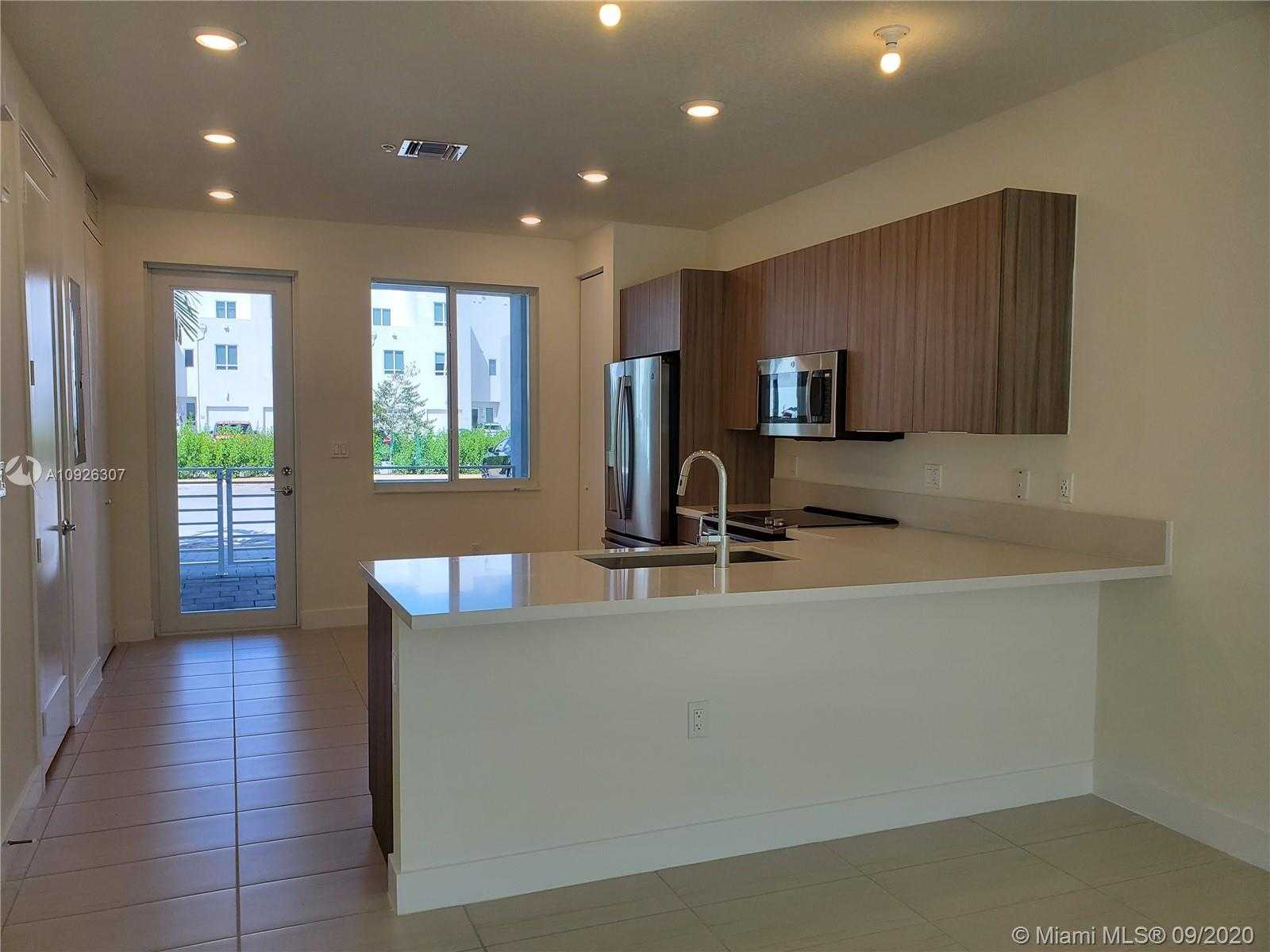 Small Image of 6416 NORTH WEST 102ND CT #103, Doral Number 9