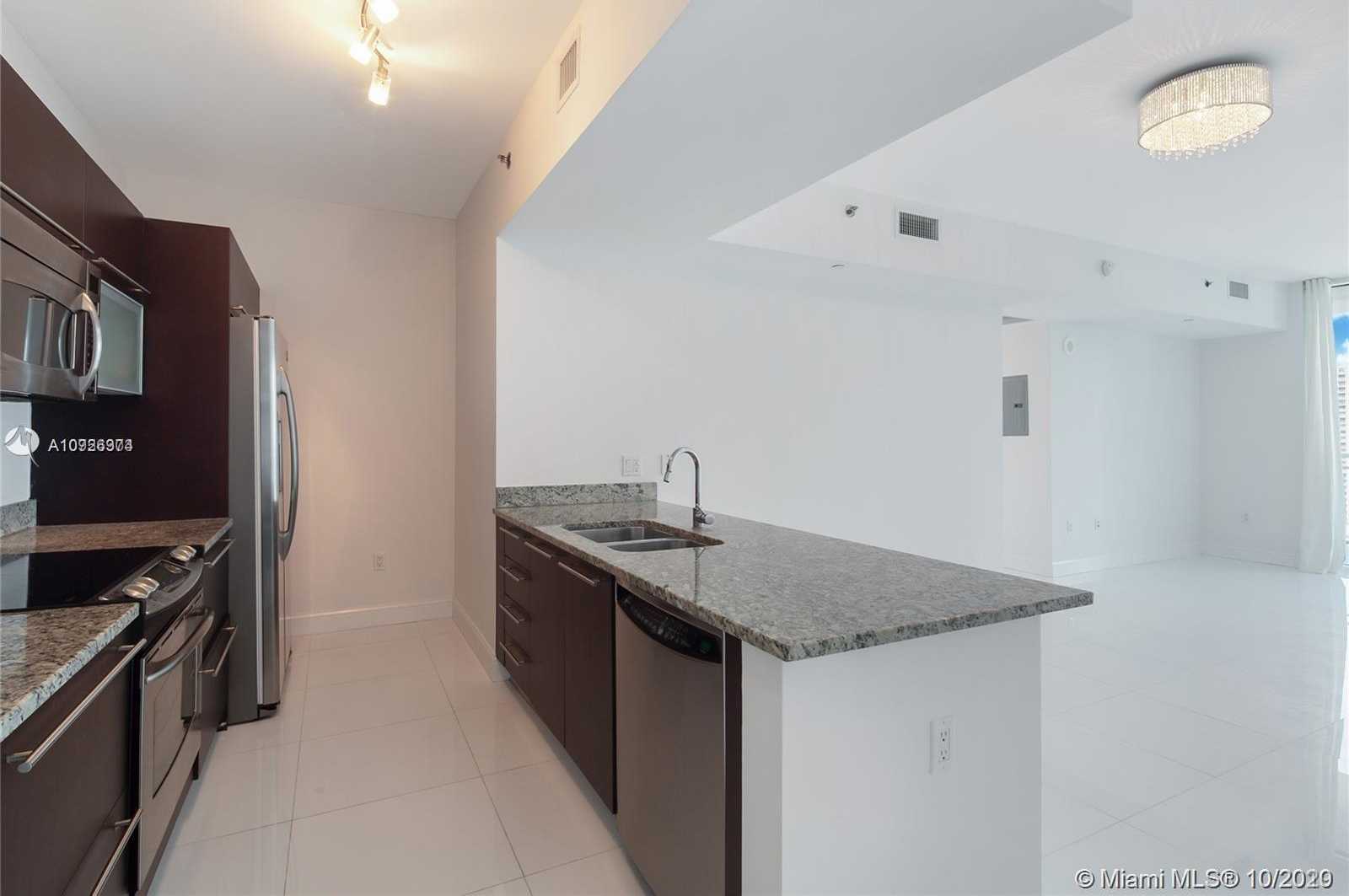 Small Image of 950 BRICKELL BAY DR #2501, Miami Number 15