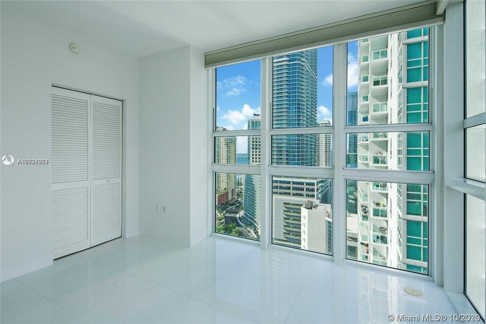 Small Image of 950 BRICKELL BAY DR #2501, Miami Number 3