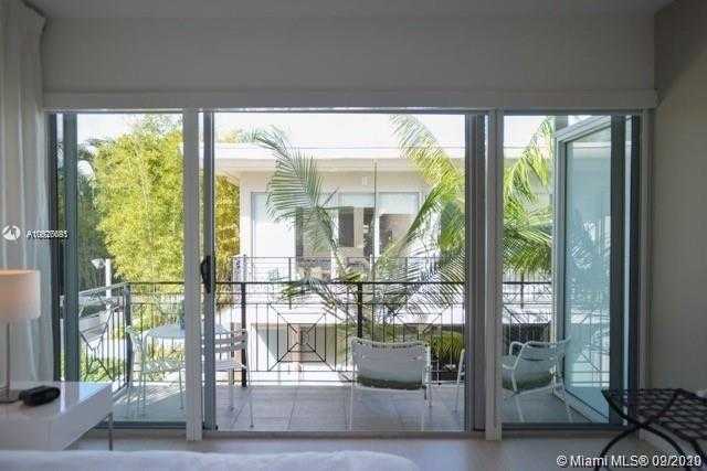 Small Image of 2130 PARK AVE #TH1, Miami Beach Number 9