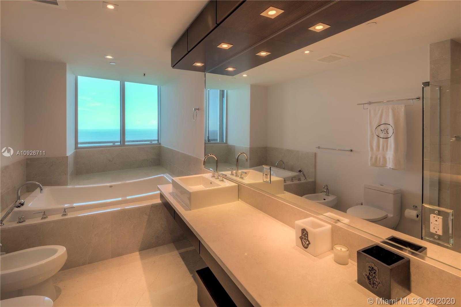Small Image of 17100 COLLINS AVE #4301, Sunny Isles Beach Number 13
