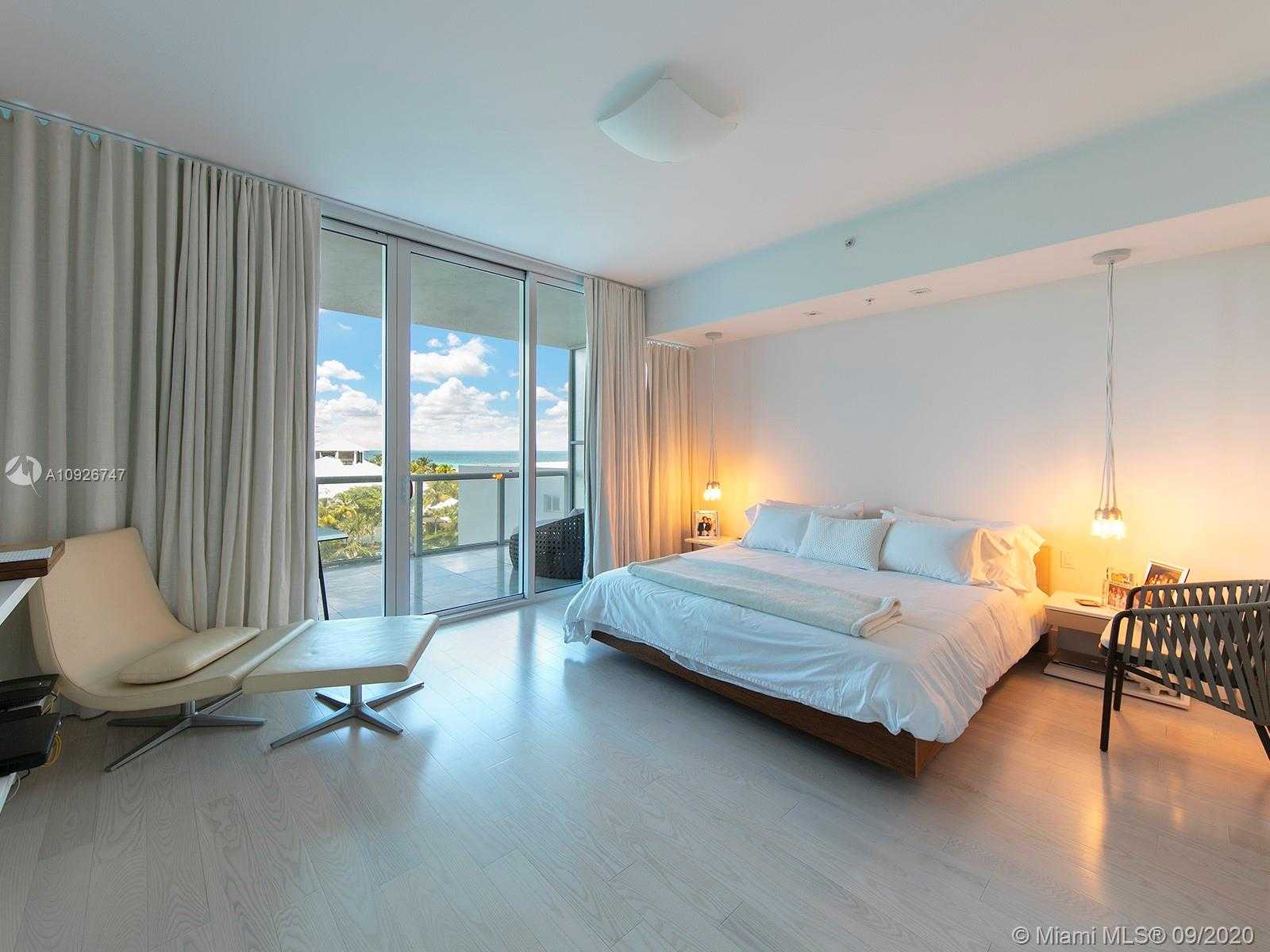 Small Image of 50 SOUTH POINTE DR #707, Miami Beach Number 10