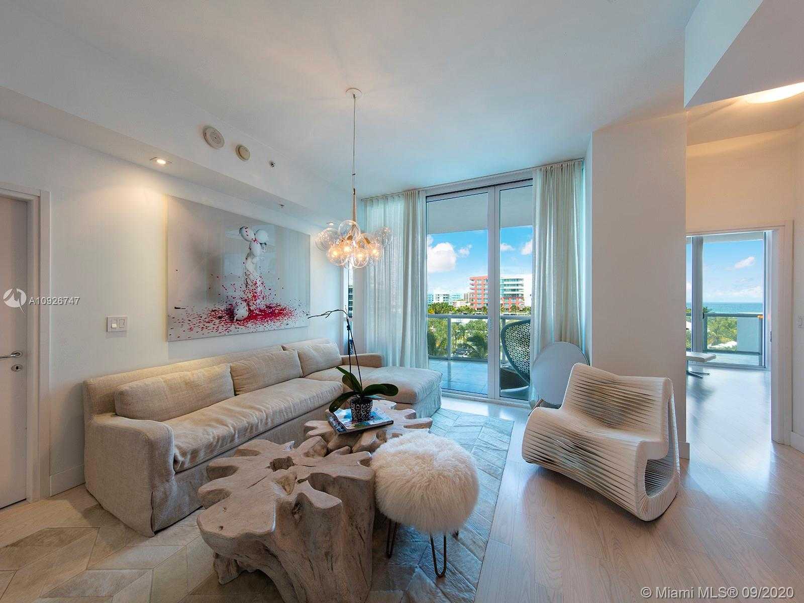 Small Image of 50 SOUTH POINTE DR #707, Miami Beach Number 2