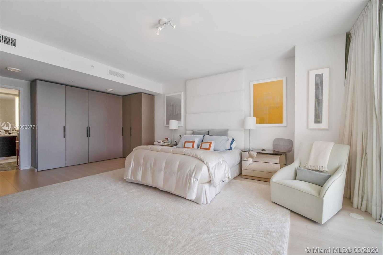 Small Image of 1 COLLINS AVE #304, Miami Beach Number 14