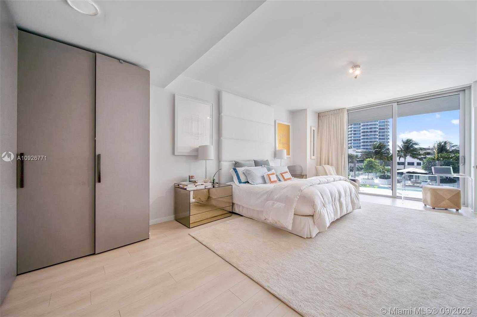 Small Image of 1 COLLINS AVE #304, Miami Beach Number 16