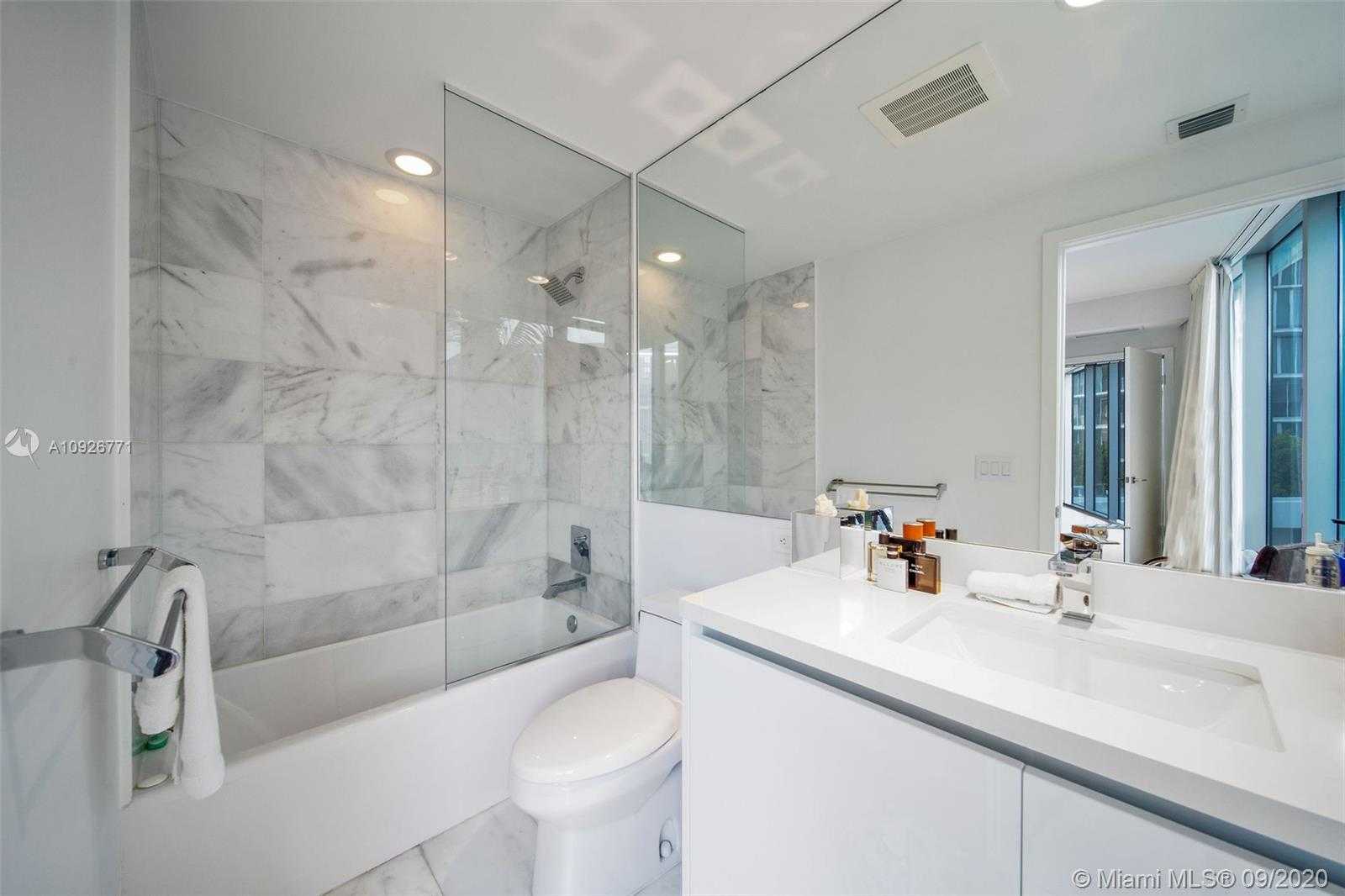 Small Image of 1 COLLINS AVE #304, Miami Beach Number 19