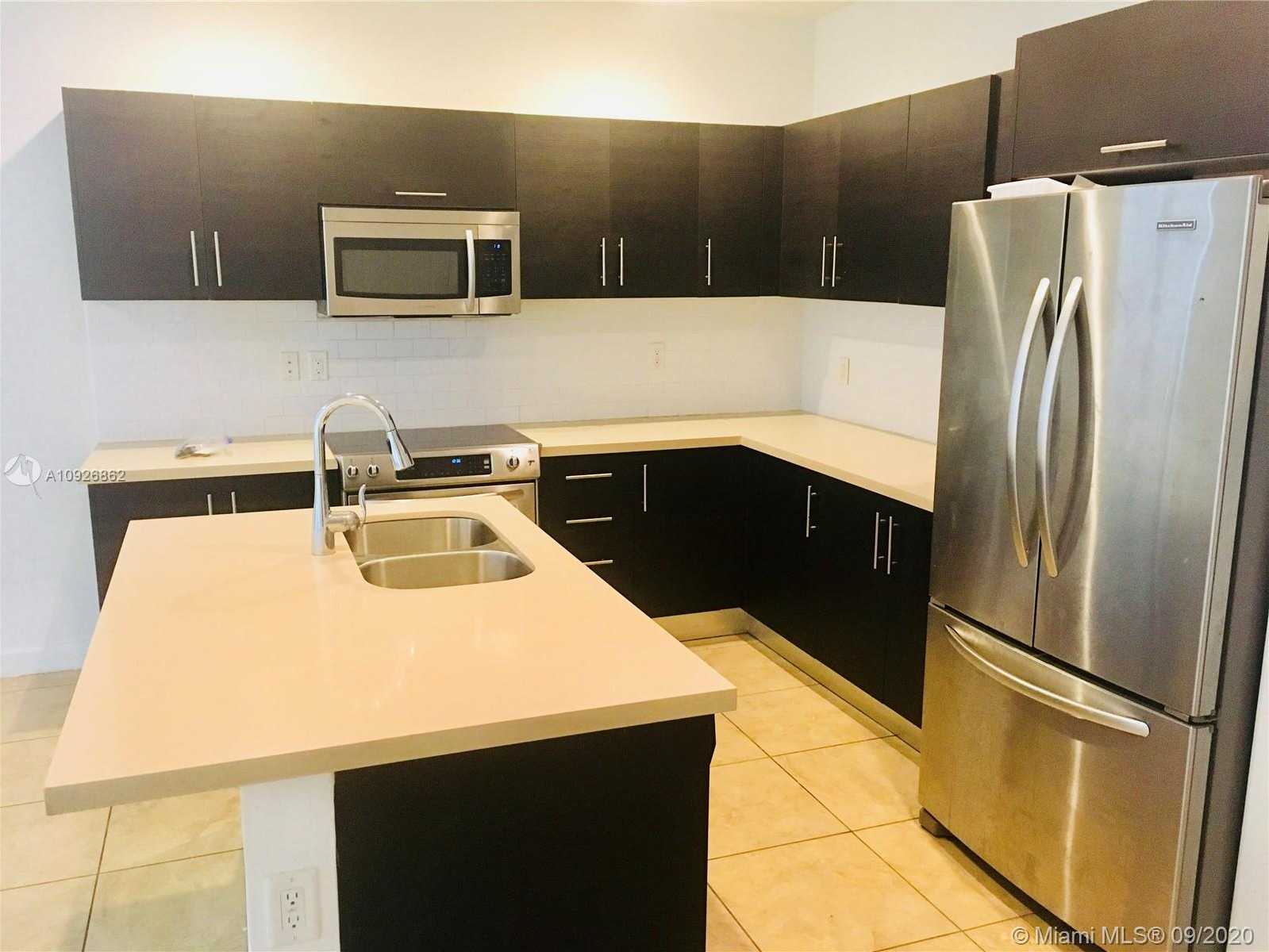 Small Image of 10310 NORTH WEST 70TH TER, Doral Number 10