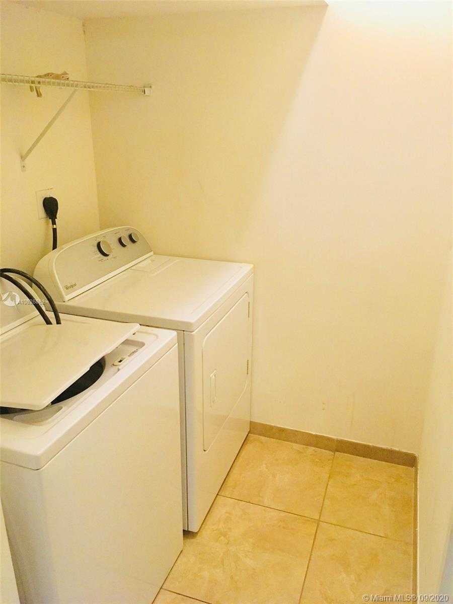 Small Image of 10310 NORTH WEST 70TH TER, Doral Number 15