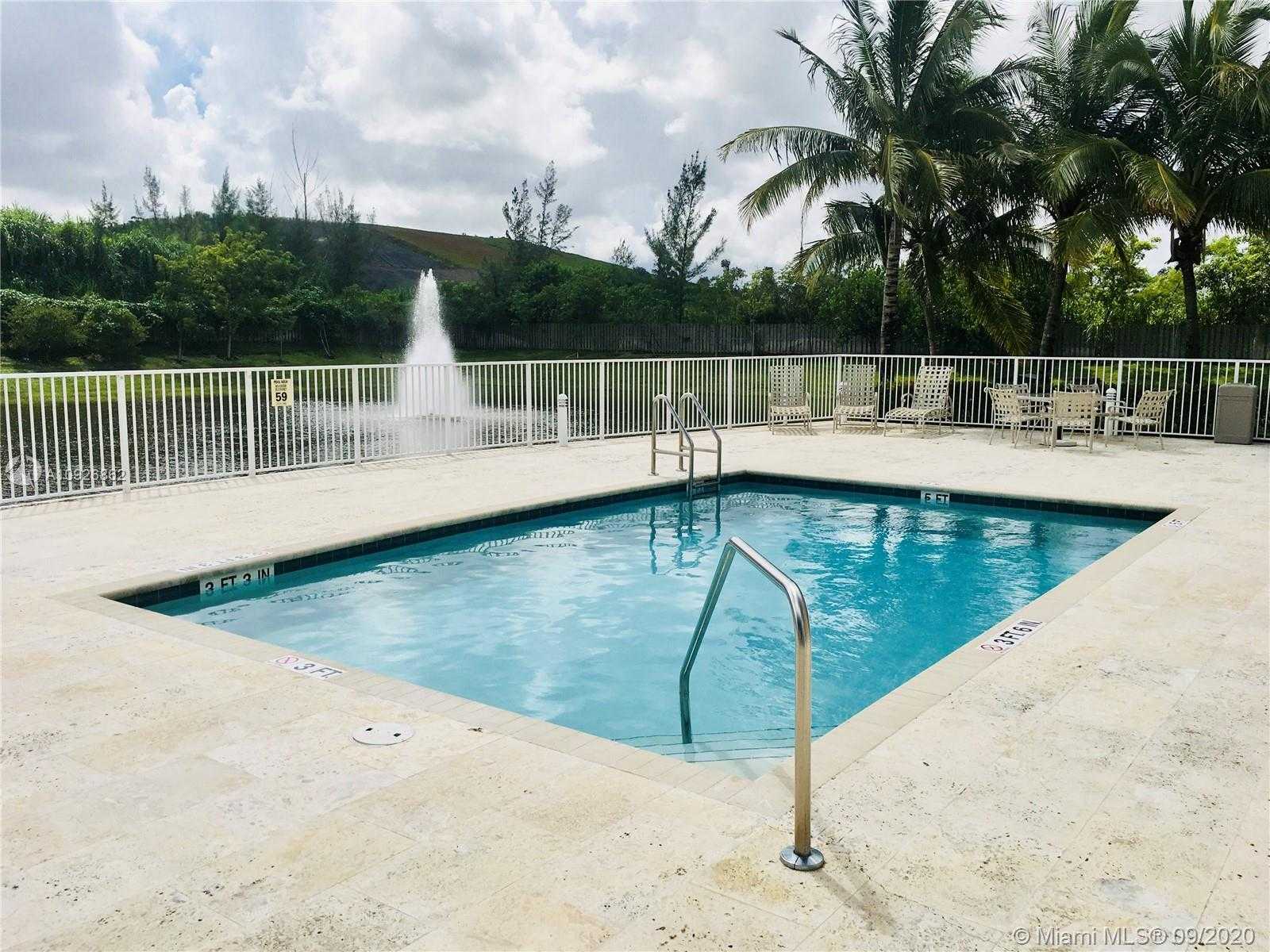 Small Image of 10310 NORTH WEST 70TH TER, Doral Number 37