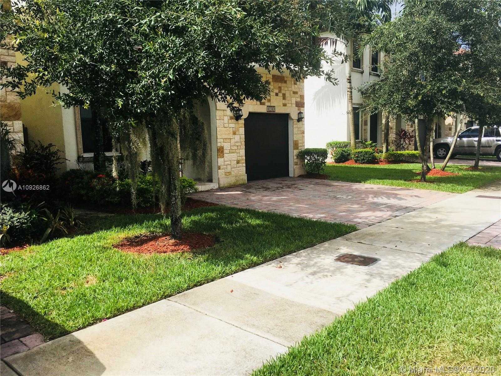Small Image of 10310 NORTH WEST 70TH TER, Doral Number 4