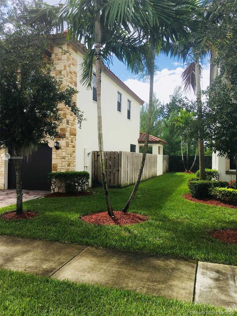 Small Image of 10310 NORTH WEST 70TH TER, Doral Number 5