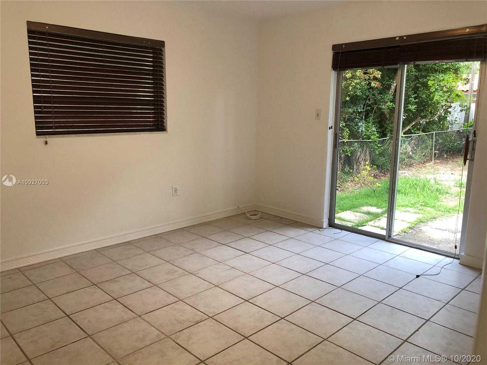 Small Image of 6295 SOUTH WEST 33RD ST, Miami Number 14