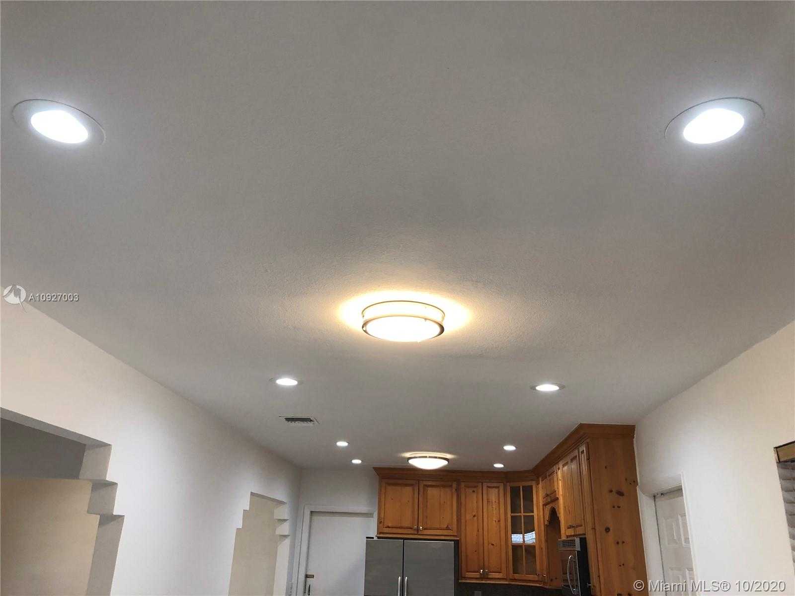 Small Image of 6295 SOUTH WEST 33RD ST, Miami Number 18