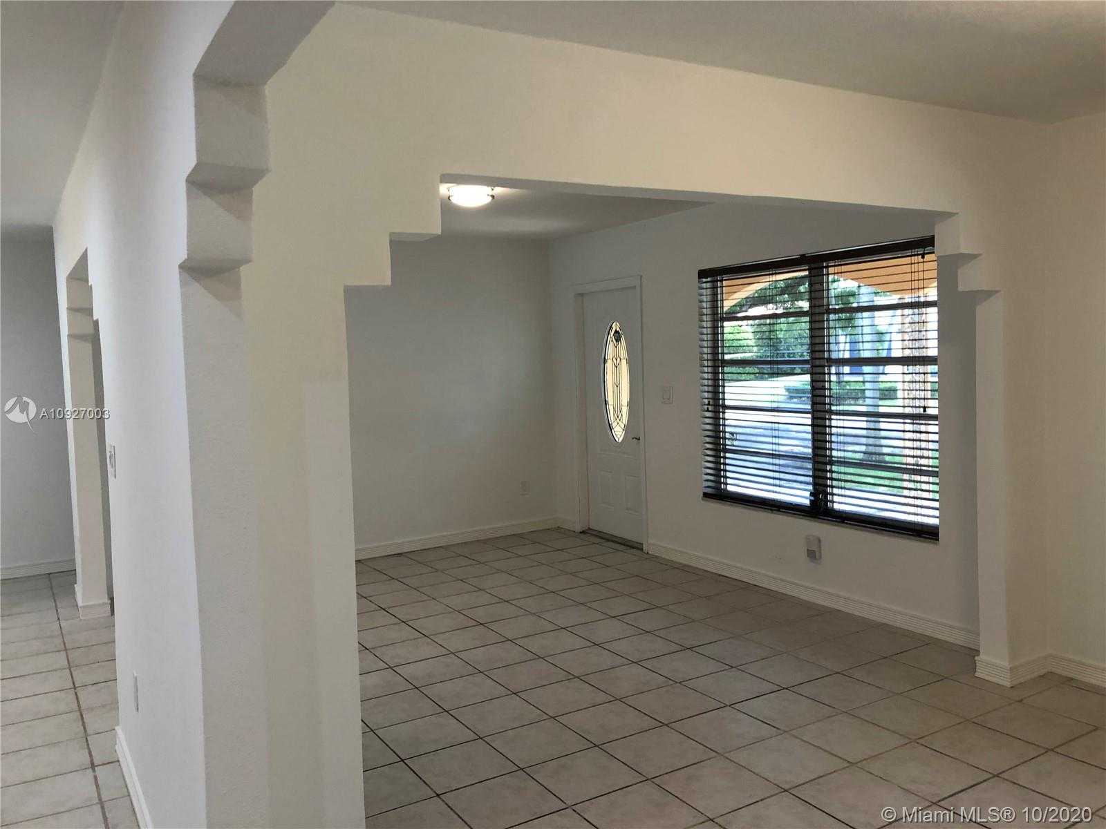 Small Image of 6295 SOUTH WEST 33RD ST, Miami Number 22