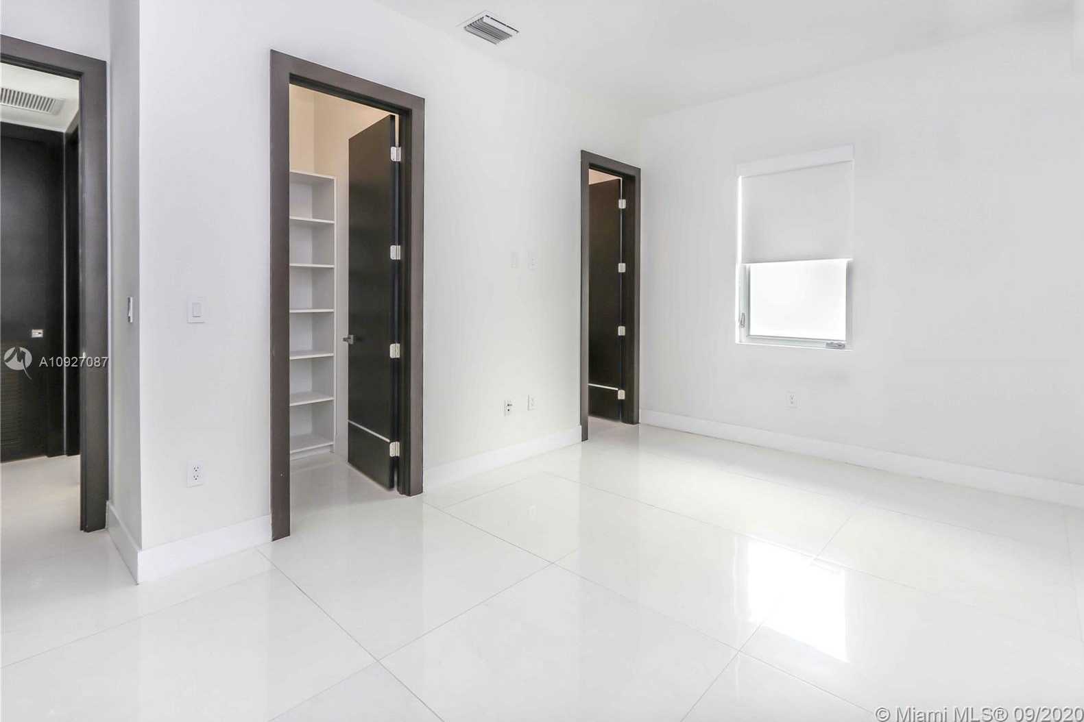 Small Image of 8256 NORTH WEST 34 DR, Doral Number 24