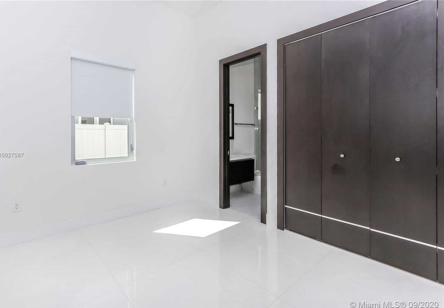 Small Image of 8256 NORTH WEST 34 DR, Doral Number 25