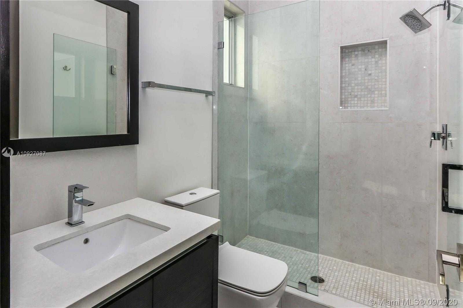 Small Image of 8256 NORTH WEST 34 DR, Doral Number 26
