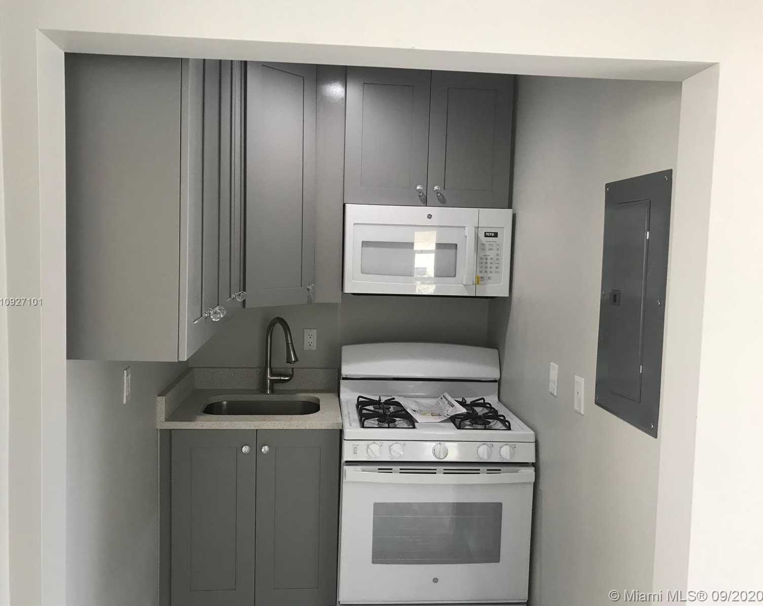 Small Image of 406 48 #406, West Palm Beach Number 4