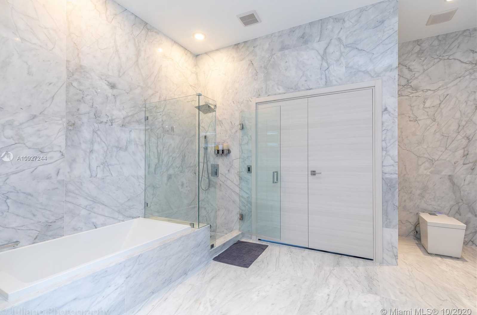 Small Image of 801 SOUTH MIAMI AVE #PH5704, Miami Number 21