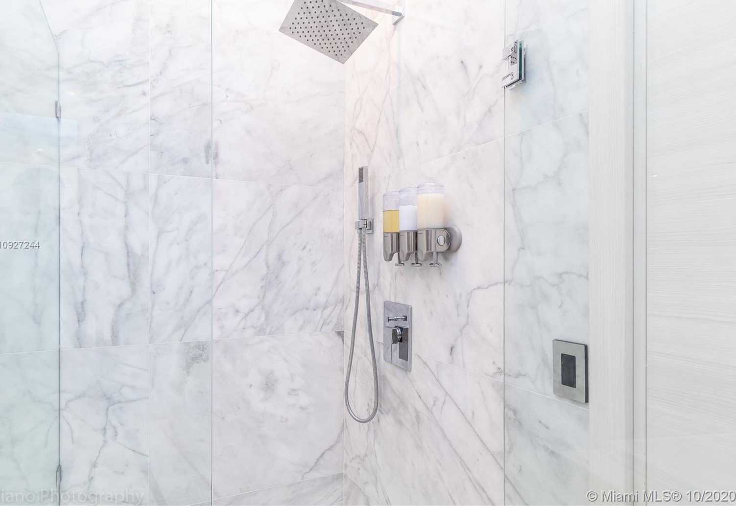 Small Image of 801 SOUTH MIAMI AVE #PH5704, Miami Number 22