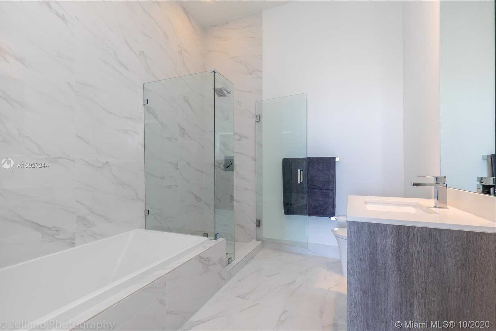 Small Image of 801 SOUTH MIAMI AVE #PH5704, Miami Number 31