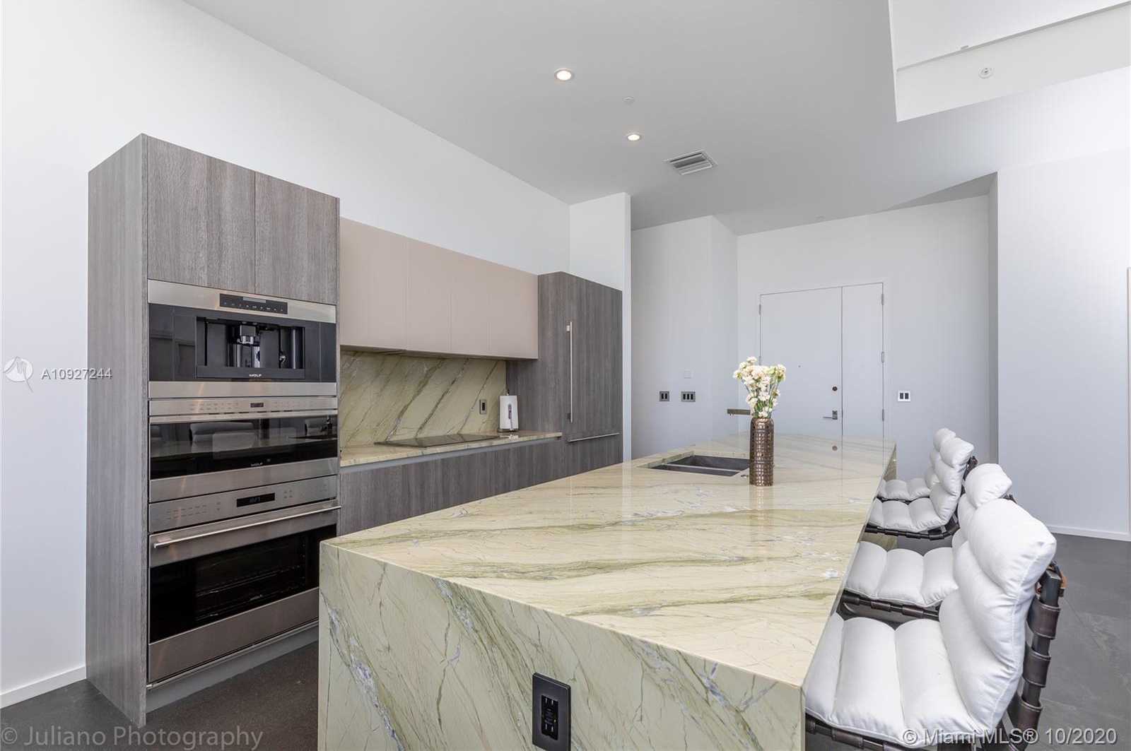 Small Image of 801 SOUTH MIAMI AVE #PH5704, Miami Number 4