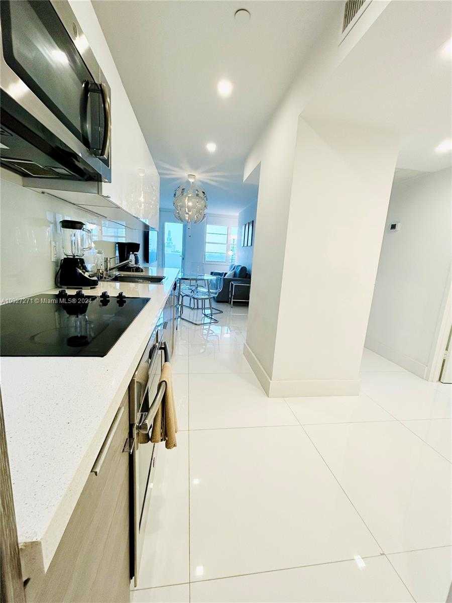 Small Image of 100 LINCOLN RD #1645, Miami Beach Number 2