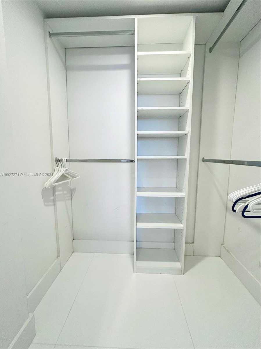 Small Image of 100 LINCOLN RD #1645, Miami Beach Number 8
