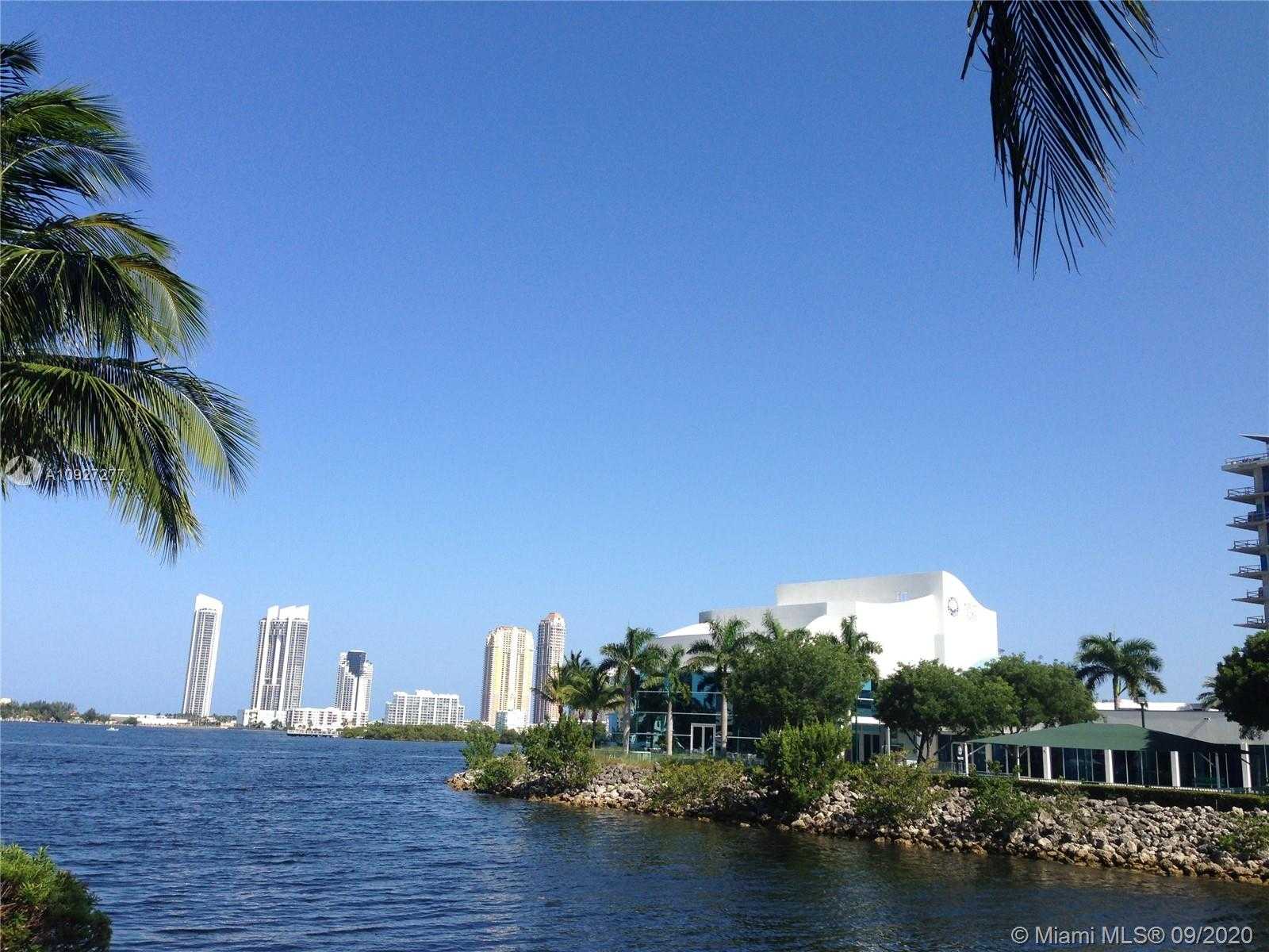 Small Image of 3330 NE 190th St, Aventura, FL 33180, USA Number 2