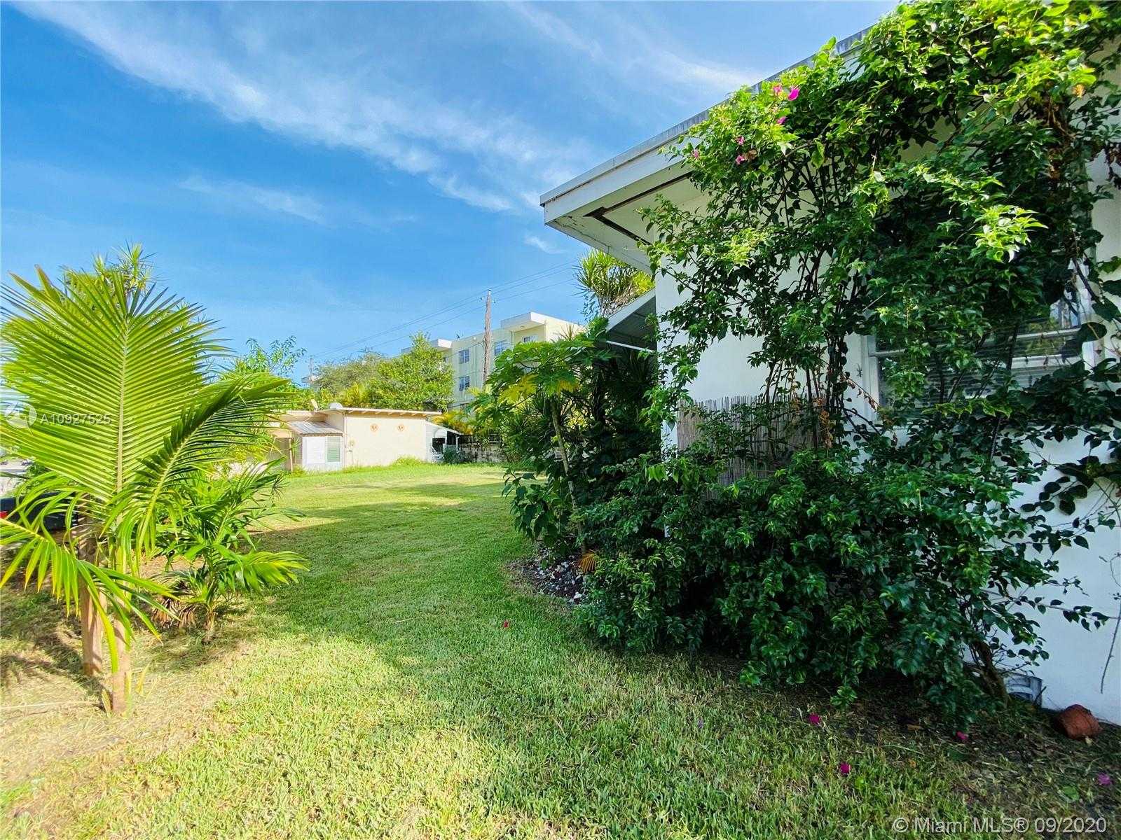 Small Image of 2024 NORTH EAST 135TH TER, North Miami Beach Number 16