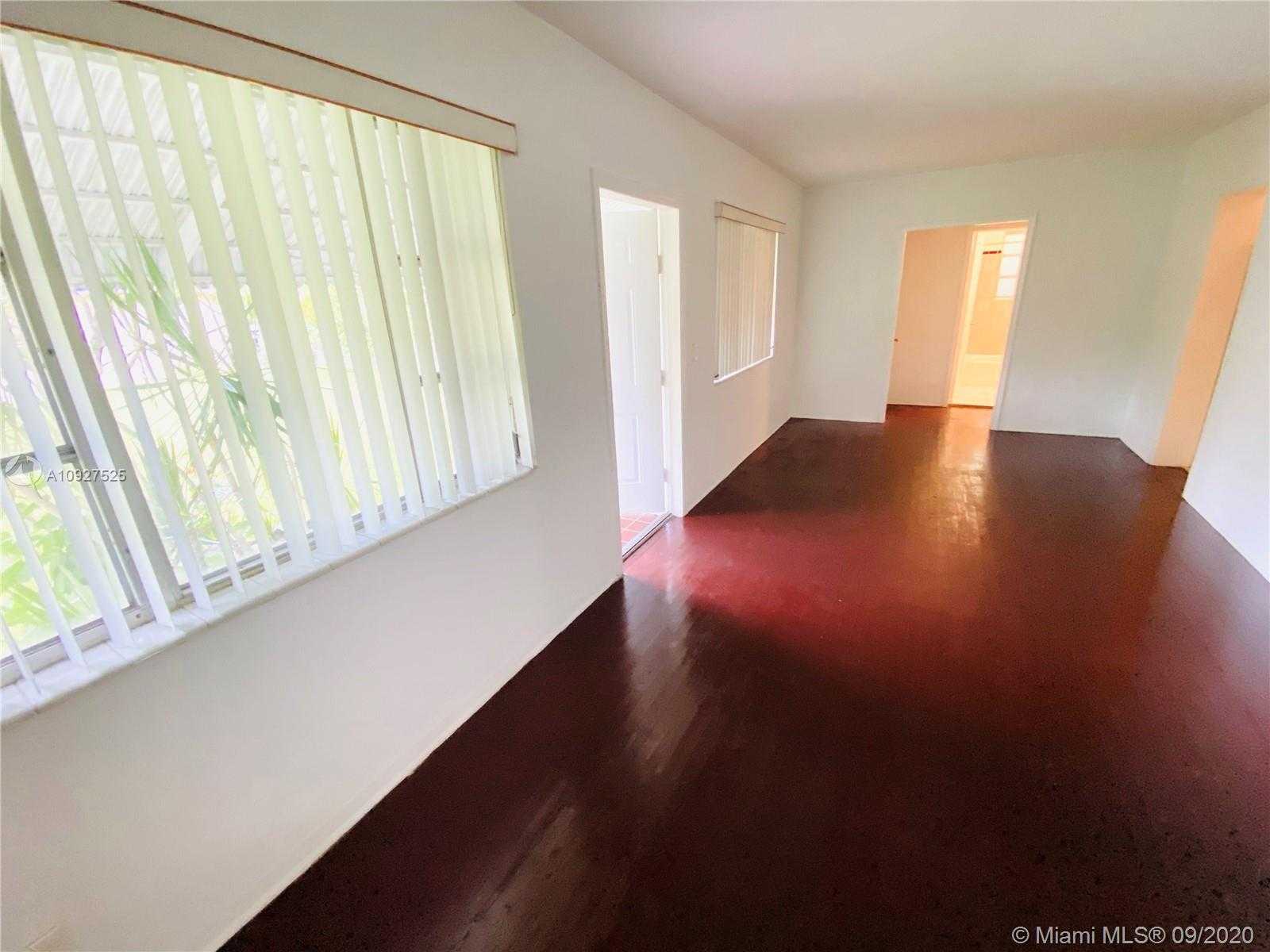 Small Image of 2024 NORTH EAST 135TH TER, North Miami Beach Number 3