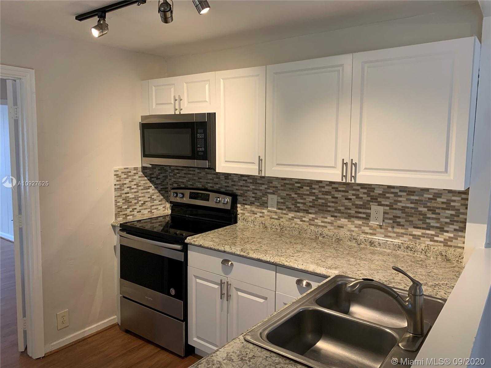 Small Image of 2306 JOHNSON ST #2306 FH, Hollywood Number 10