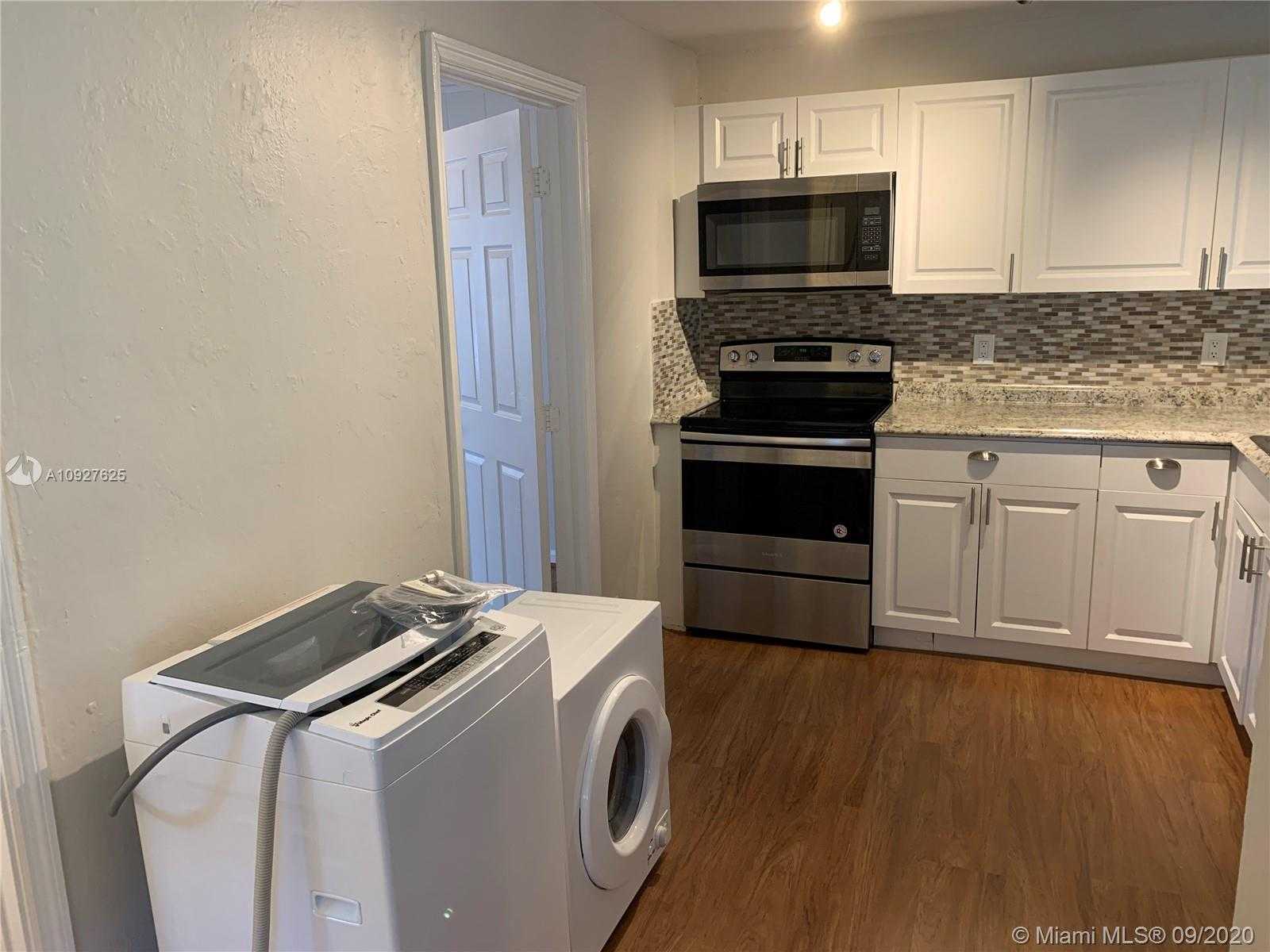 Small Image of 2306 JOHNSON ST #2306 FH, Hollywood Number 12