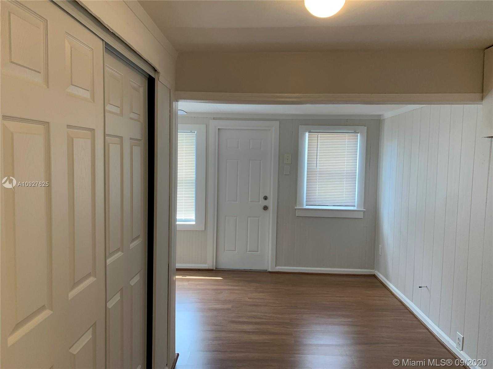 Small Image of 2306 JOHNSON ST #2306 FH, Hollywood Number 16
