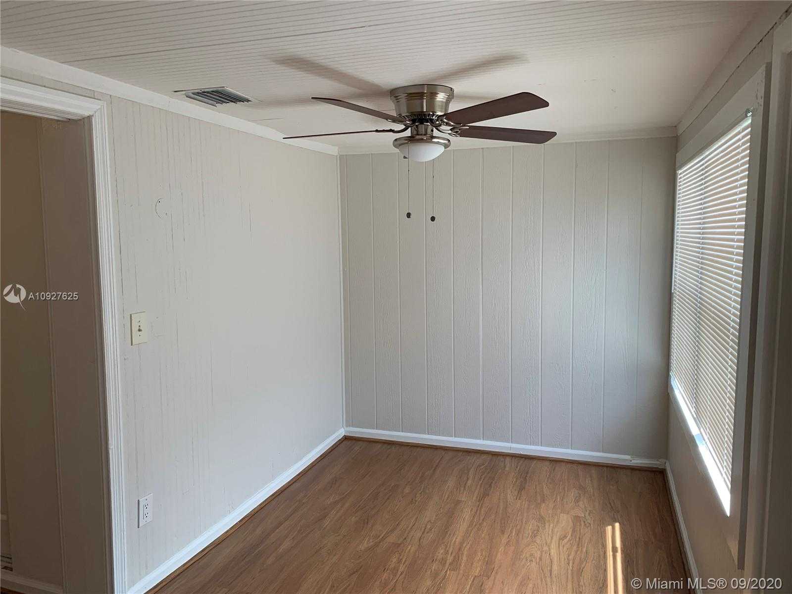 Small Image of 2306 JOHNSON ST #2306 FH, Hollywood Number 17