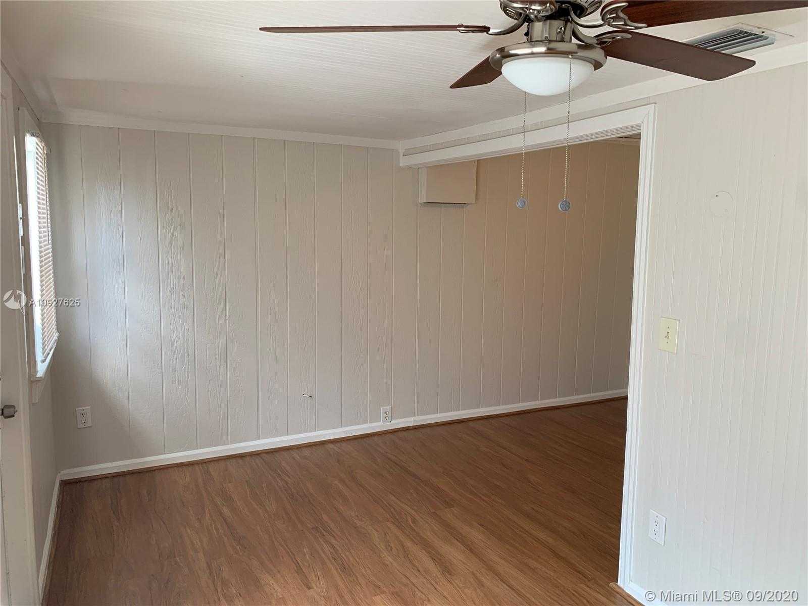 Small Image of 2306 JOHNSON ST #2306 FH, Hollywood Number 19