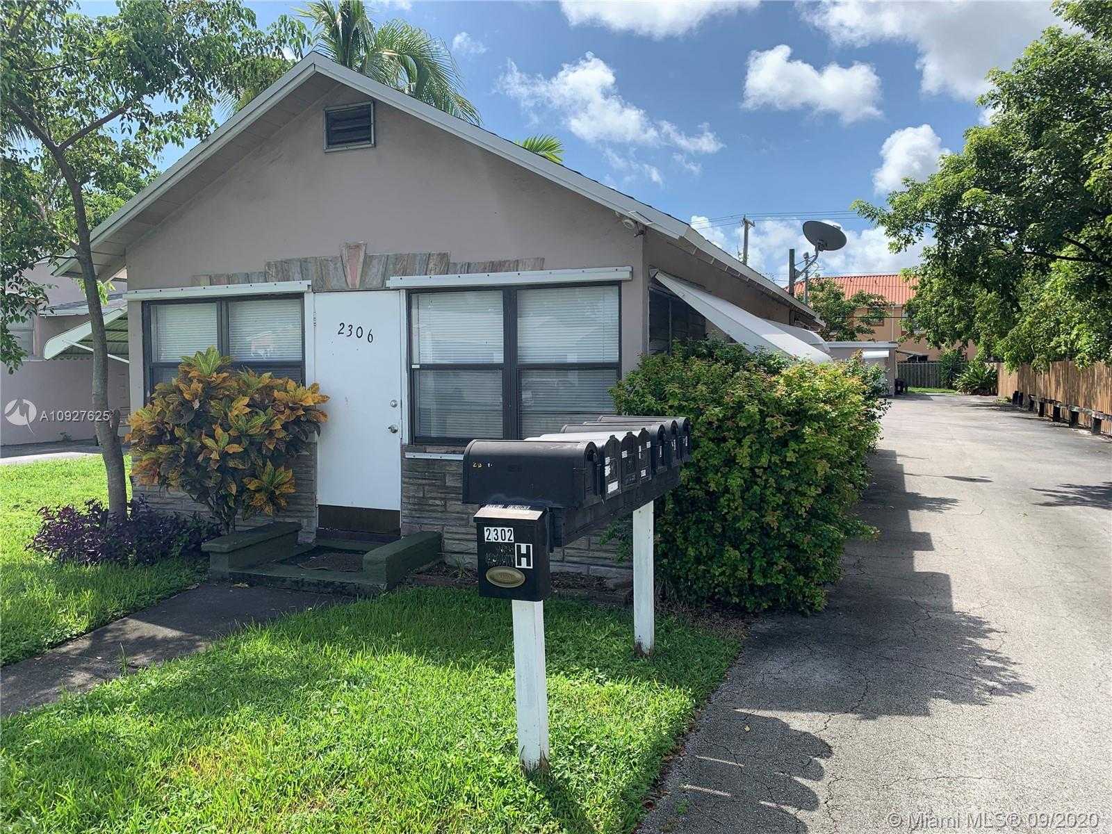 Small Image of 2306 JOHNSON ST #2306 FH, Hollywood Number 2