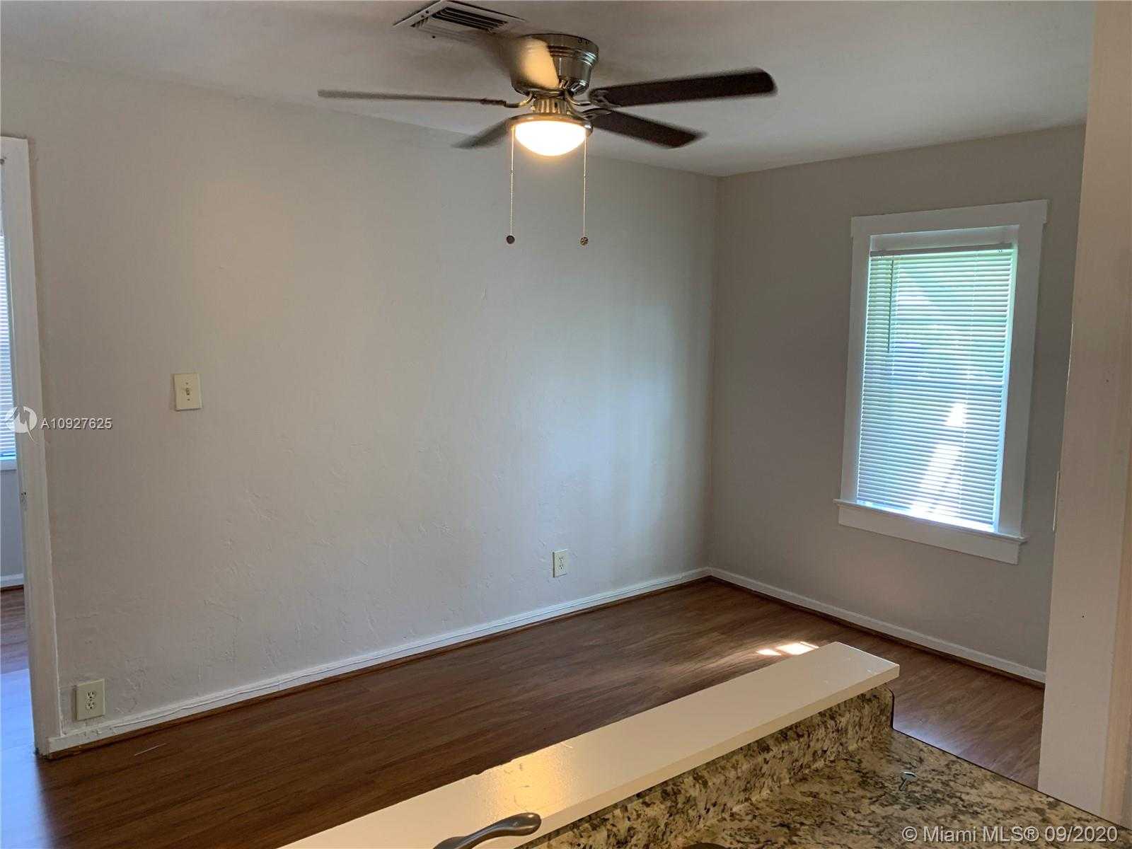 Small Image of 2306 JOHNSON ST #2306 FH, Hollywood Number 21