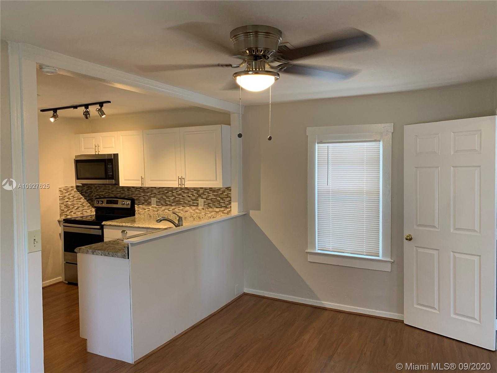 Small Image of 2306 JOHNSON ST #2306 FH, Hollywood Number 3