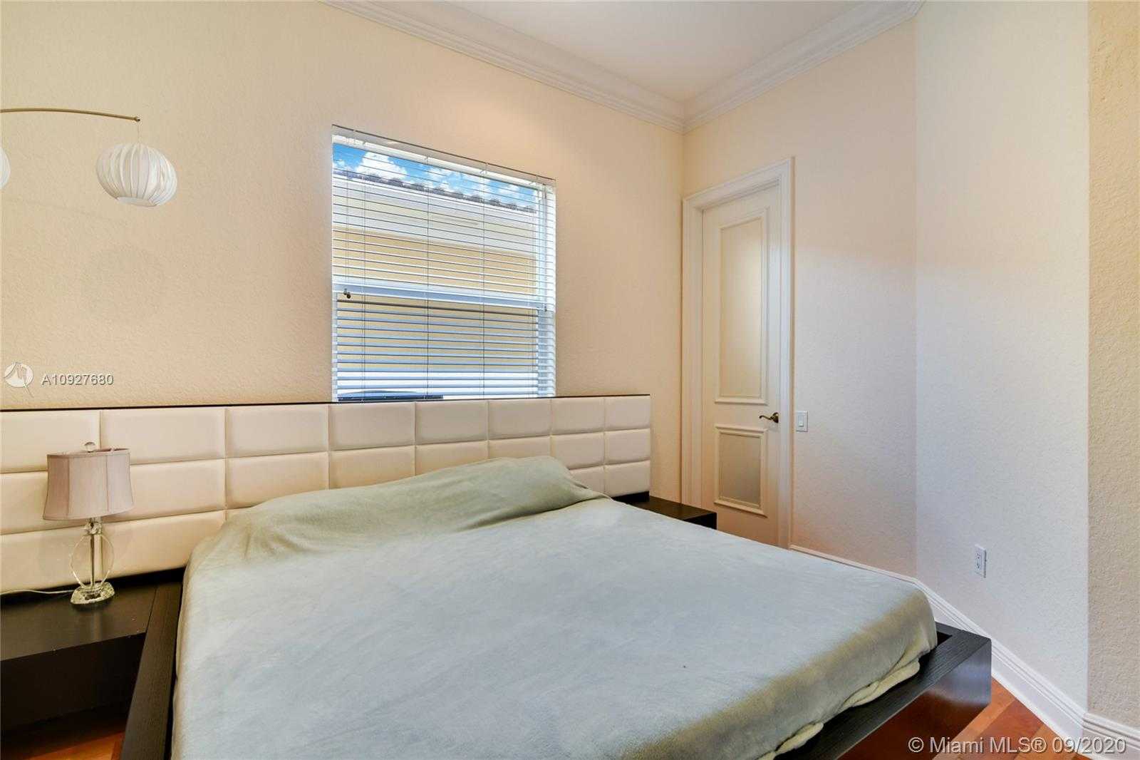 Small Image of 1455 WINDJAMMER WAY, Hollywood Number 14