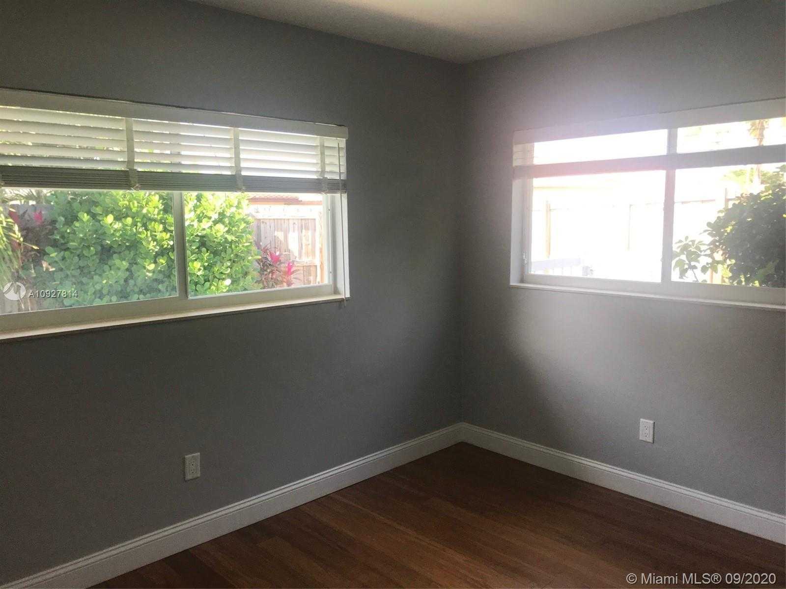 Small Image of 1856 WEST TERRA MAR DR, Lauderdale By The Sea Number 9