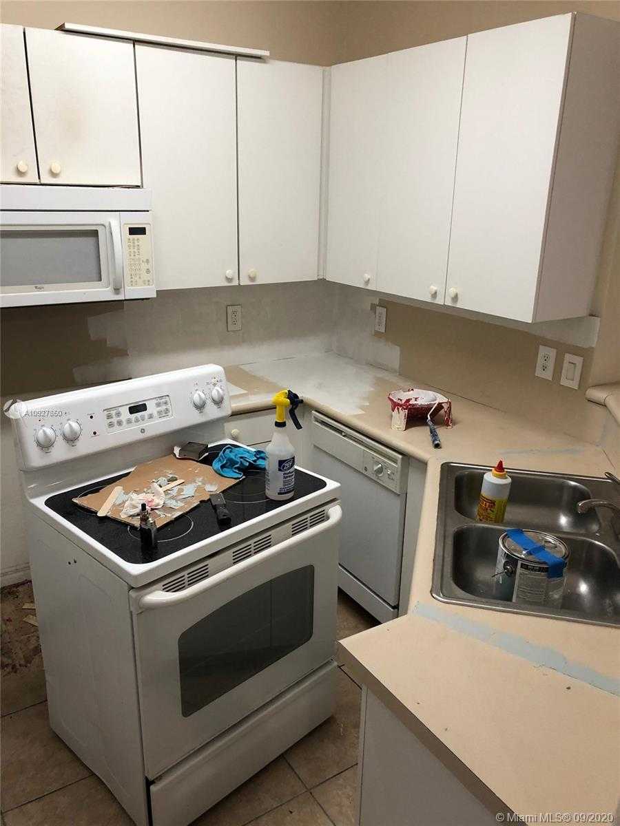 Small Image of 24075 SOUTH WEST 109TH CT, Homestead Number 11