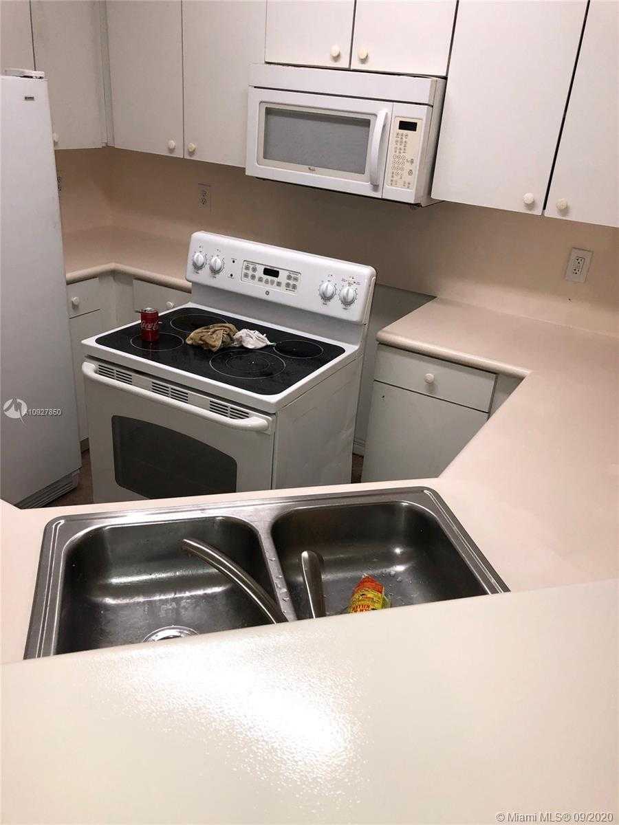 Small Image of 24075 SOUTH WEST 109TH CT, Homestead Number 13
