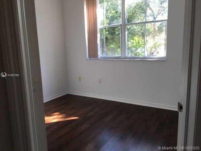 Small Image of 24075 SOUTH WEST 109TH CT, Homestead Number 6