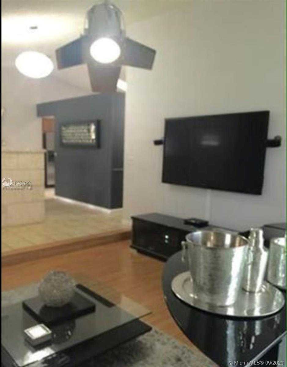 Small Image of 2120 DENNY CT #2120, Boca Raton Number 5